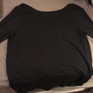 Black long sleeve tee